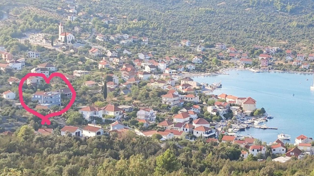 Vila Dalmatian Child Aparthotel Vinišće Exterior foto